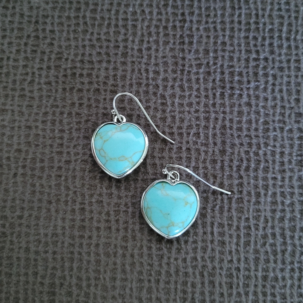 Iris & Lily Turquoise With Copper Veins Heart♥️ Drop⬇️ Earrings - Picture 13 of 15